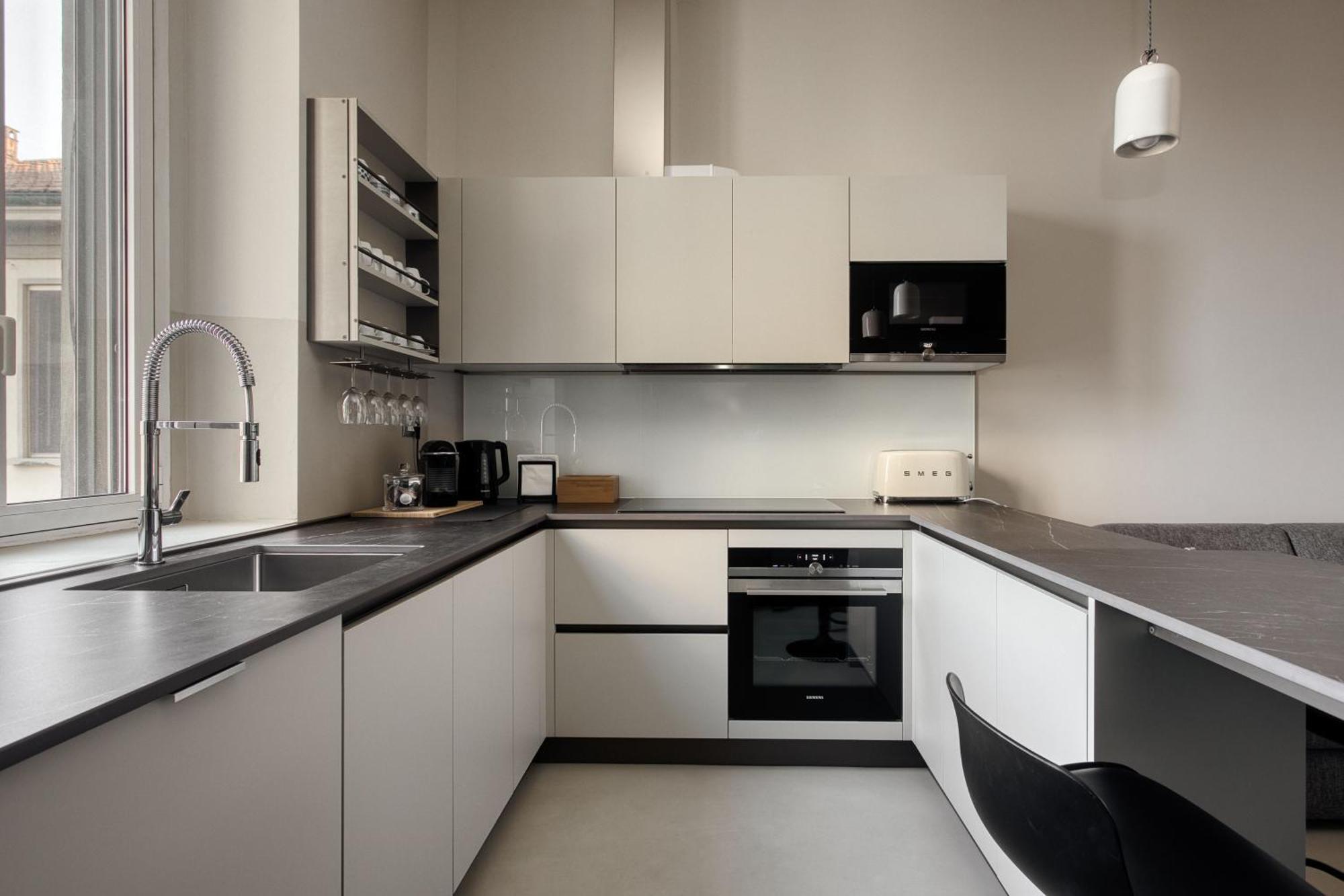 Navigli, 90 Square Meters, Free Parking Ripa Ticinese Appartement Milan