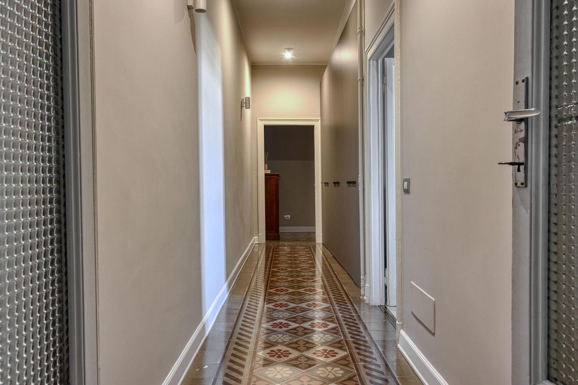 Appartement Navigli, 90 Square Meters, Free Parking Ripa Ticinese *